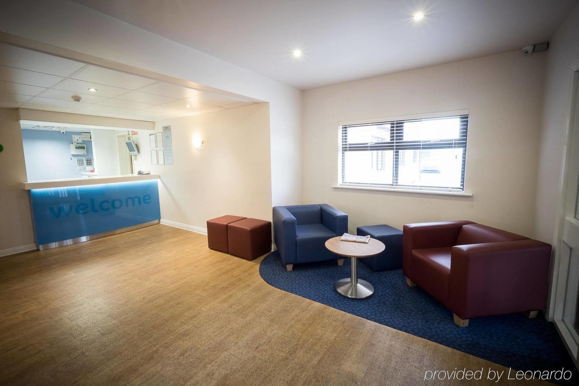 Travelodge Hotel 3*